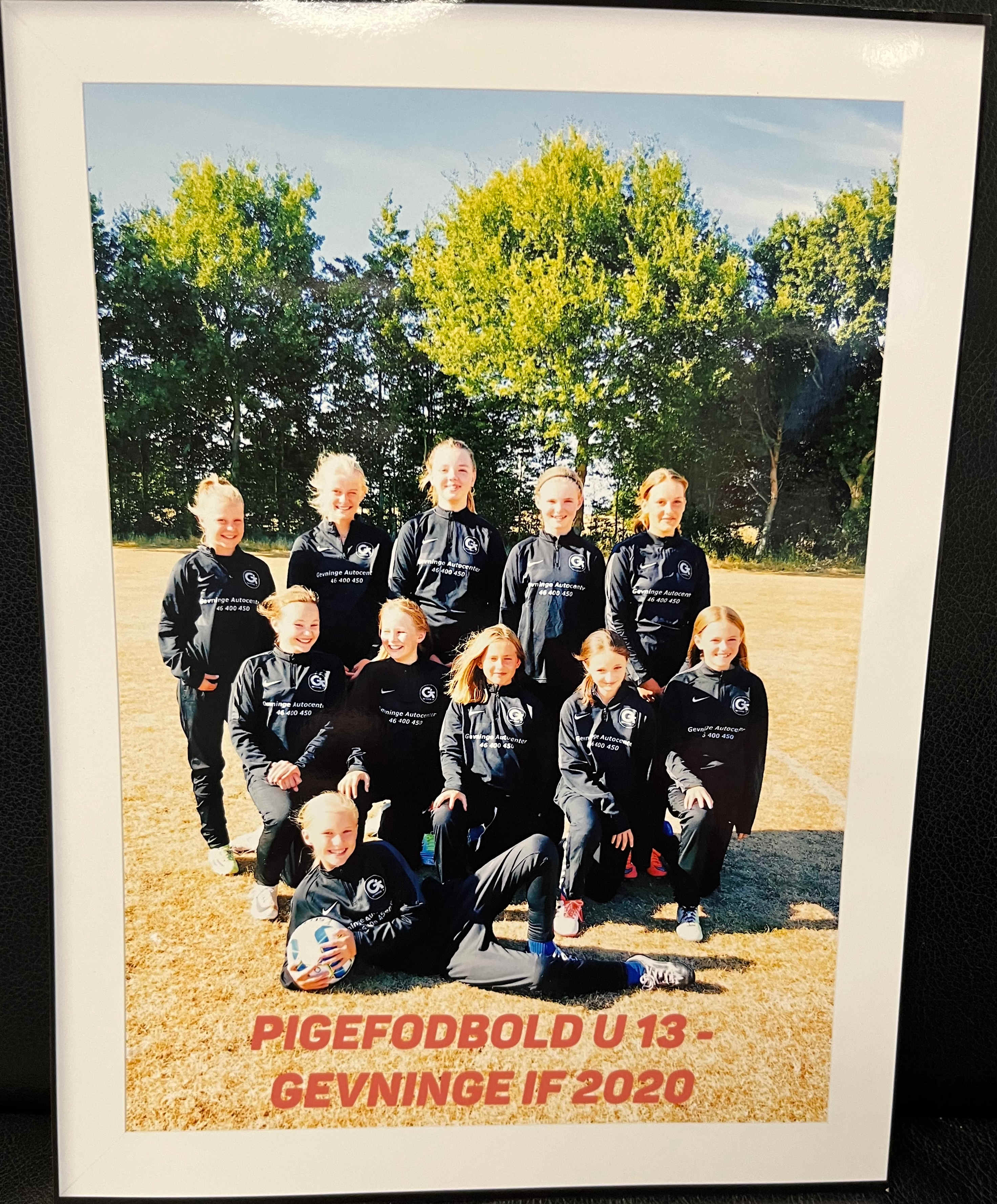 Sponsorat af fodboldpiger